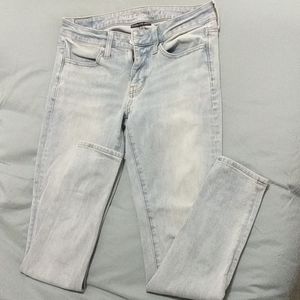 American Eagle Light Wash Jeans